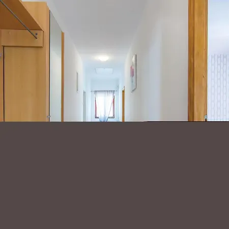 Three-bedroom With An Outdoor Swimming Pool 07 Tatil Evi *